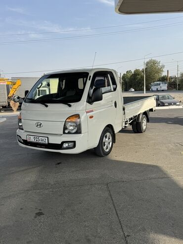 движок на пассат: Жеңил жүк ташуучу унаа, Hyundai, Стандарт, 3 т, Колдонулган