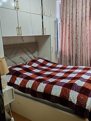 Продажа квартир: Mənzilin təsviri: - Plan: 1 otaq 2 otaga duzelme. 42 kv/m kristal — 2