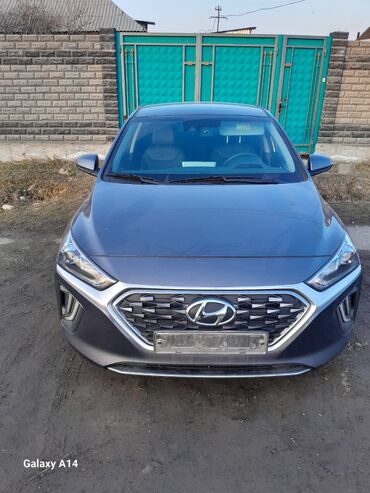 продам машину с последующим выкупом: Hyundai Ioniq: 2019 г., 1.6 л, Автомат, Гибрид, Хэтчбэк