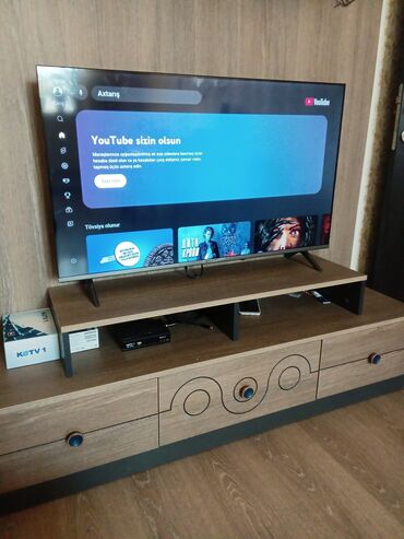 Akkumulyatorlar: Təcili Satılır FullHD ağıllı televizor, geniş ekranı və yüksək təsvir