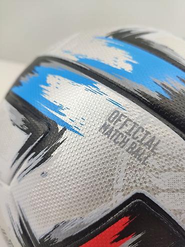 Toplar: Futbol topu "Adidas". Professional keyfiyyətli futbol topu. Metrolara — 3