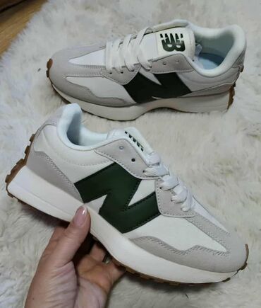 lidl haljine 2024: New Balance, color - White