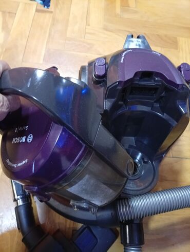 Klasični usisivači: Bosch usisivač bez kese – Series 2, model BGC05AAA1 (Type VXBSGS05V1) — 2