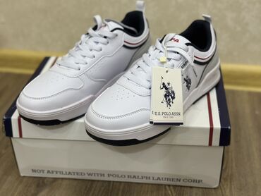 Botinkalar: U.S. Polo Assn. kişi krossovkası 40 razmer. Sifarişlə gətirilib ölçü