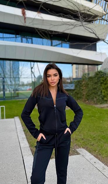 mango torbice: Komplet trenerke NIKE gornji deo i donji deo. - Materijal kvalitetan — 4