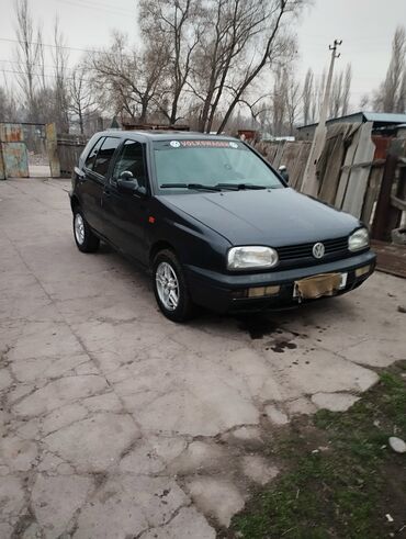 авто навигатор: Volkswagen Golf: 1992 г., 1.8 л, Механика, Бензин, Хэтчбэк