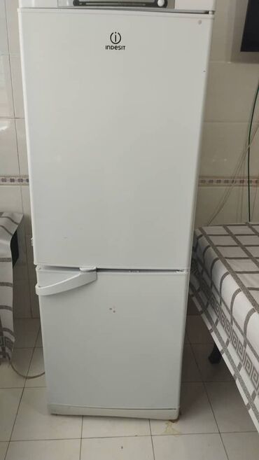 витринный холодильник не рабочий: Холодильник Indesit, Б/у, Двухкамерный, No frost