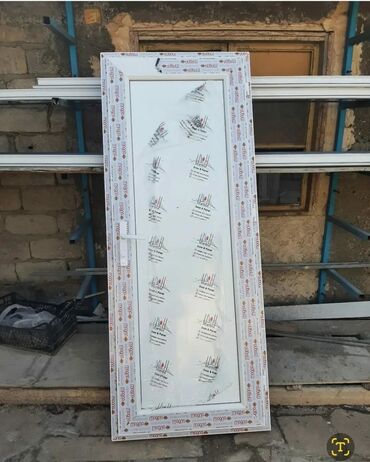 Giriş qapıları: Yeni Giriş qapısı Ödənişli çatdırılma — 31