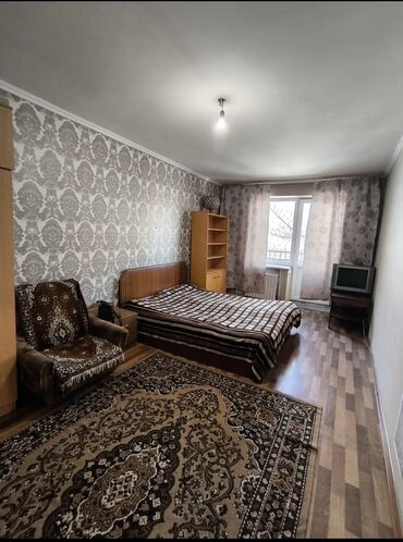 скрябина: 1 комната, 29 м², Индивидуалка, 3 этаж, Косметический ремонт
