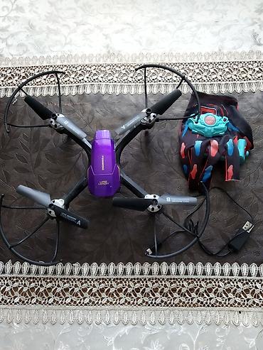 Oyuncaq helikopterlər: Oyuncaq kvadrokopter dron - Korpus rəngləri: bənövşəyi və qırmızı — 6