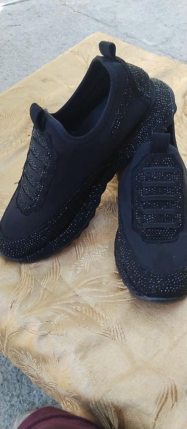 Tərliklər: Qara rəngli qadın slip-on idman ayaqqabısı - Model: slip-on — 1
