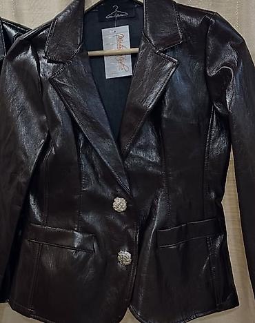 bunda lisica: New Collection Italy sako,uni. Pazuh 45, struk 40. do m je . Za s/m — 3