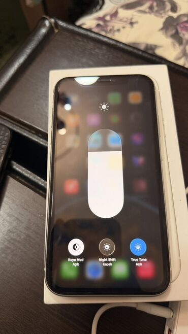 Apple iPhone: IPhone 11, 64 GB, Ağ, Face ID — 4