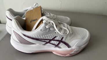 обувь женская большие размеры: Кроссовкалар, 38, Asics, Жаңы, түсү - Ак