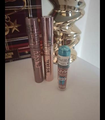 max factor lipfinity: Set šminke za oči i usne – 3 proizvoda: - Maybelline Lash Sensational — 1