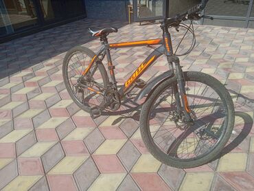 городской велосипед: Продается городской велосипед 26 размер 
 состояние отличное