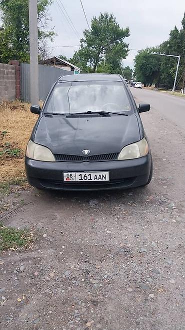 мазда 626 год 2002: Toyota Echo: 2002 г., 1.5 л, Автомат, Бензин, Седан — 1