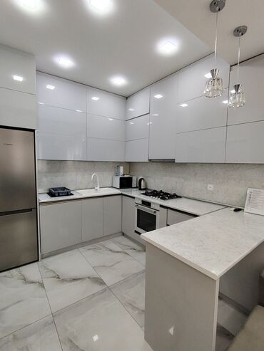 Günlük kirayə mənzillər: 2 otaqlı, Nərimanov r. r-nu — 14