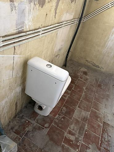 Kombi tipli unitaz dəsti - Material: parlaq ağ keramika - Çən və qab