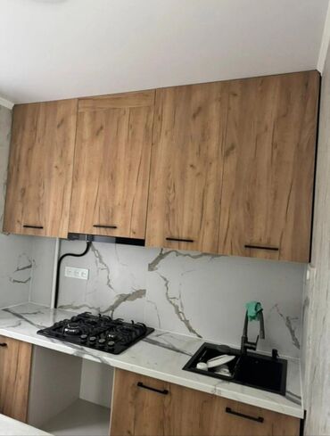 однокомнатная квартира продается: 1 комната, 38 м², Индивидуалка, 3 этаж, Евроремонт