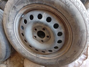 колесо от тачки: Шины 215 / 60 / R 16, Зима, Комплект, Легковые, Goform