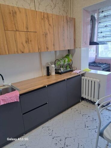 квартира 2х комнатный: 3 комнаты, 70 м², 106 серия, 3 этаж, Косметический ремонт