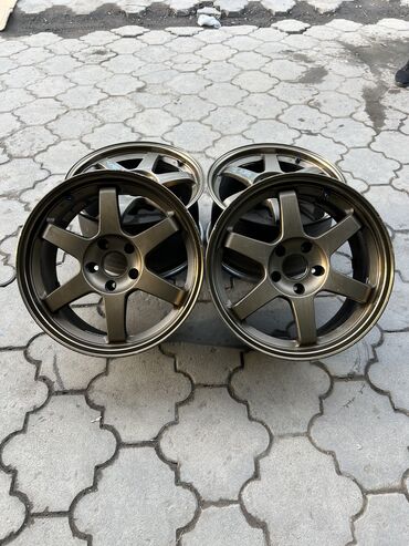 Диски: Диски R 17 RAYS, Комплект, отверстий - 5, Б/у — 8