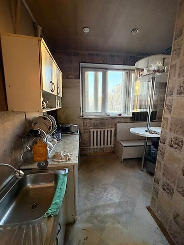 Продажа квартир: 4 комнаты, 77 м², 106 серия, 6 этаж, Косметический ремонт — 4