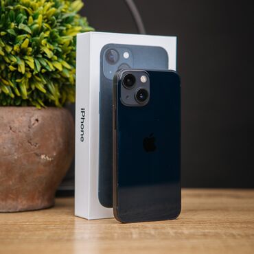 Apple iPhone: IPhone 13 mini, Midnight, Зарядное устройство