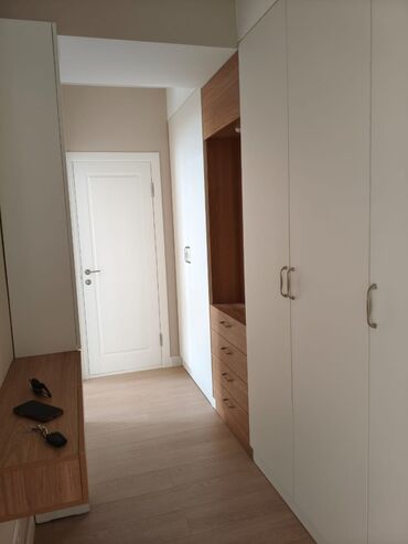 продажа 1 комн кв в бишкеке: 2 бөлмө, Менчик ээси, Чогуу жашоосу жок, Толугу менен эмереги бар