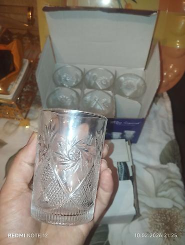 balon kurtkalar: Şüşə stəkan dəsti – 200 ml - Həcm: hər stəkan 200 ml (qutuda — 10