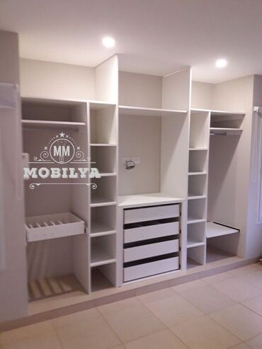dolablar ve qiymetleri: Прямой шкаф, Для кухни, Для гостиной, Для прихожей, Для одежды