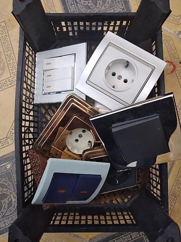 optimal outlet: Müxtəlif elektrik aksesuarları dəsti - Divar rozetkaları və açar — 1