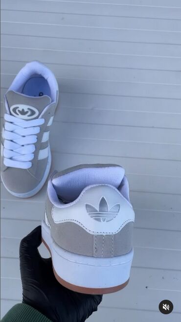 Patike: Patike, veličina - 37 — 17