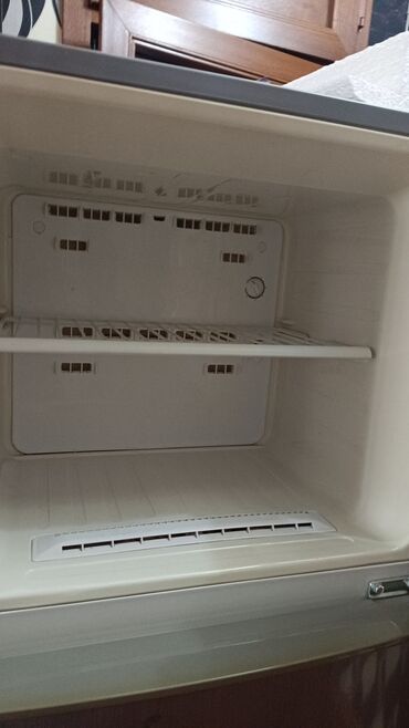 Soyuducular: 2 qapılı Samsung Soyuducu Satılır, rəng - Gümüşü, Təkərli — 12