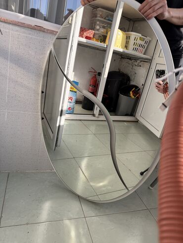 islenmis mebiler: Guzgu boyuk 50 azn
