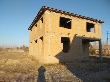 ищу дом в кара балта: Дом, 200 м², 8 комнат, Собственник