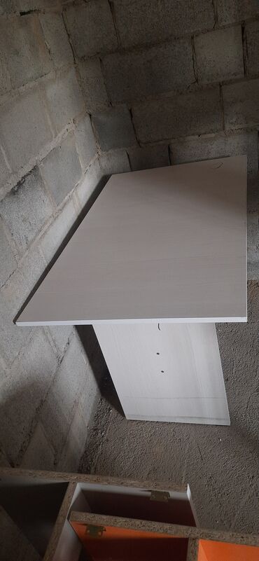 Кухонные столы: Кухонный стол, Новый, Угловой, Нераскладной — 5