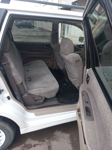 Mitsubishi: Mitsubishi Chariot: 1998 г., Автомат, Бензин, Минивэн — 10