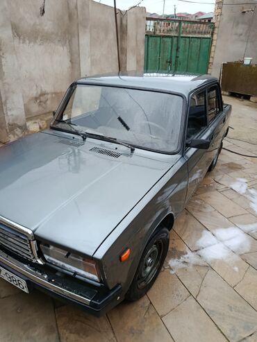 VAZ (LADA): VAZ 2107 sedan - Korpus: 4 qapılı, boz rəng, klassik “yeddi” dizaynı — 3