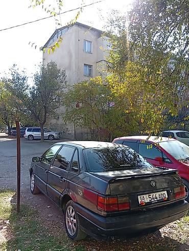 jetta vs5: Volkswagen Passat: 1990 г., Бензин, Седан — 4