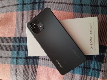 basovka qutusu: Xiaomi 11 Lite, 256 ГБ, цвет - Бежевый, 
 Отпечаток пальца, Две SIM карты, С документами