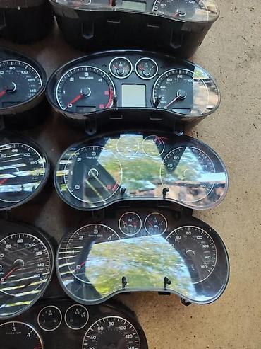 Instrument table: AUDI A3 8P KM SAT KILOMETAR TABLA CAJGER FL | Satovi skinuti sa — 5