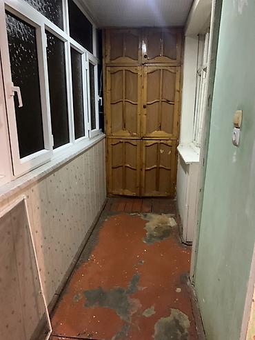 pulsuz elan yerlesdirmek: 3 otaqlı mənzildi lelinqrad tipli binanin 5 ci mərtəbəsində yerləşir — 6
