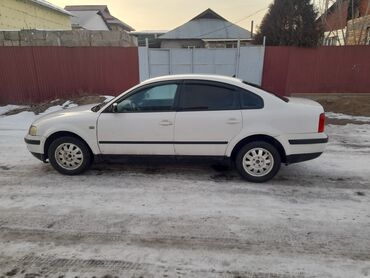 Volkswagen: Volkswagen Passat: 1997 г., 1.6 л, Механика, Бензин, Седан