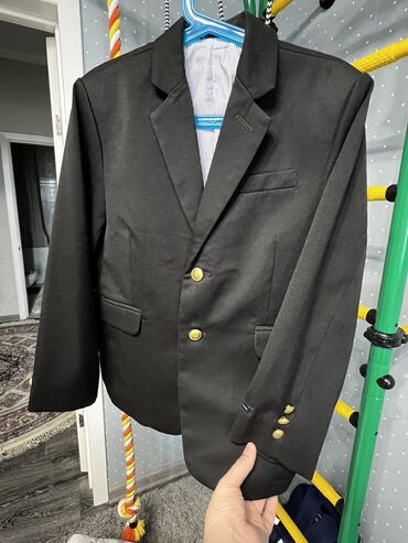 пиджак италия: Пиджак на мальчика. 7-8 лет. Один два выхода. Состояние отличное
