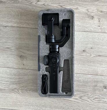 адаптор: Продается стабилизатор Zhiyun Smooth 4. Zhiyun Smooth 4 является