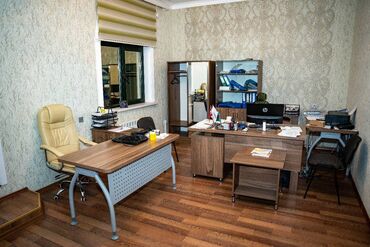 Binalar: 🔥🔥İŞ ADAMLARI ÜÇÜN ƏLA FÜRSƏT!!!Obyekt Icarəyə verilir🔥🔥 📍 Gənclik — 4