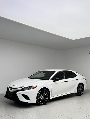 levin corolla: Toyota Camry: 2020 г., 2.5 л, Автомат, Бензин, Седан — 1