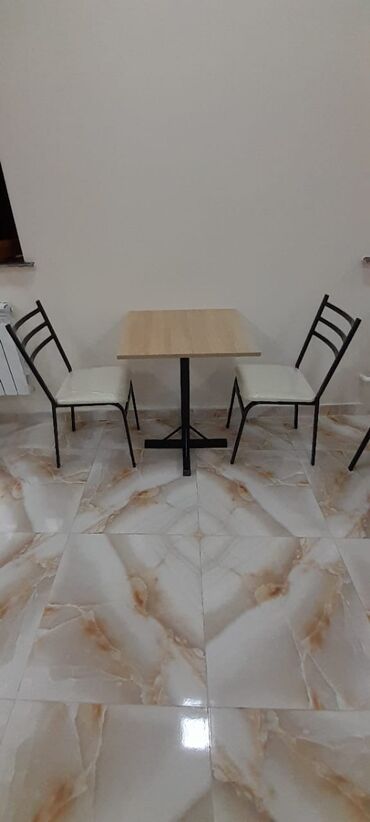Sifarişlə masa və oturacaq dəstləri: Kvadrat masa, Mətbəx üçün, Dəhliz üçün, Eyvan üçün, 4 nəfər, Açılmayan, Azərbaycan, Zəmanətli — 2